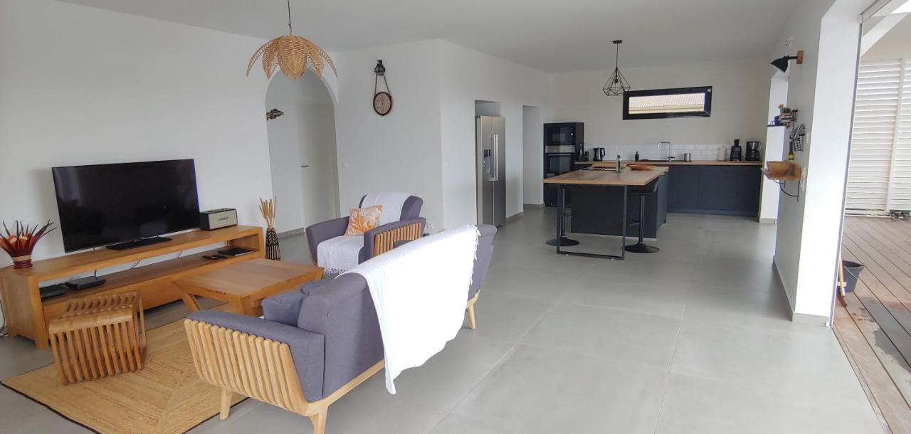 Villa Fleur De Goyave - Tres Bien Ventilee - Vue Degagee Сен-Франсуа Экстерьер фото